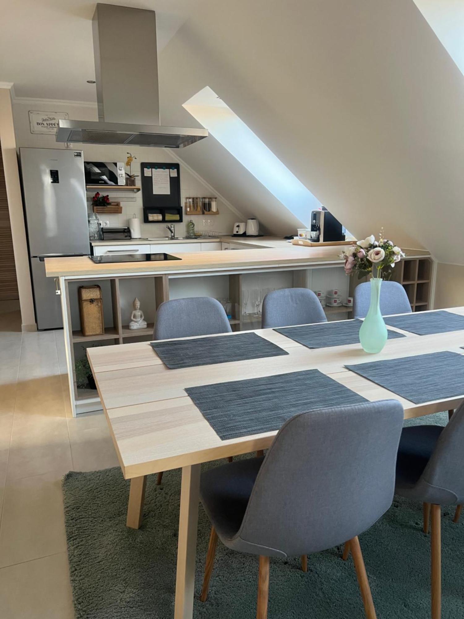 Galeria Apartmanhaz Keszthely Exteriér fotografie